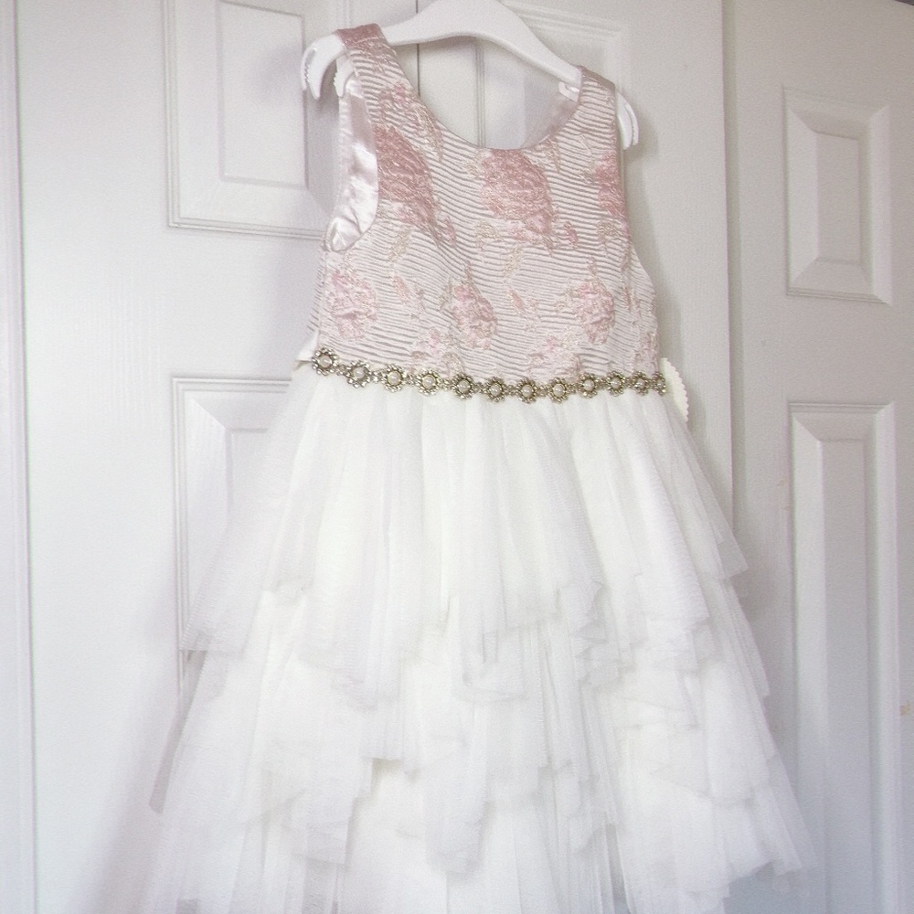 🎀 NEW Toddler Dress 👗